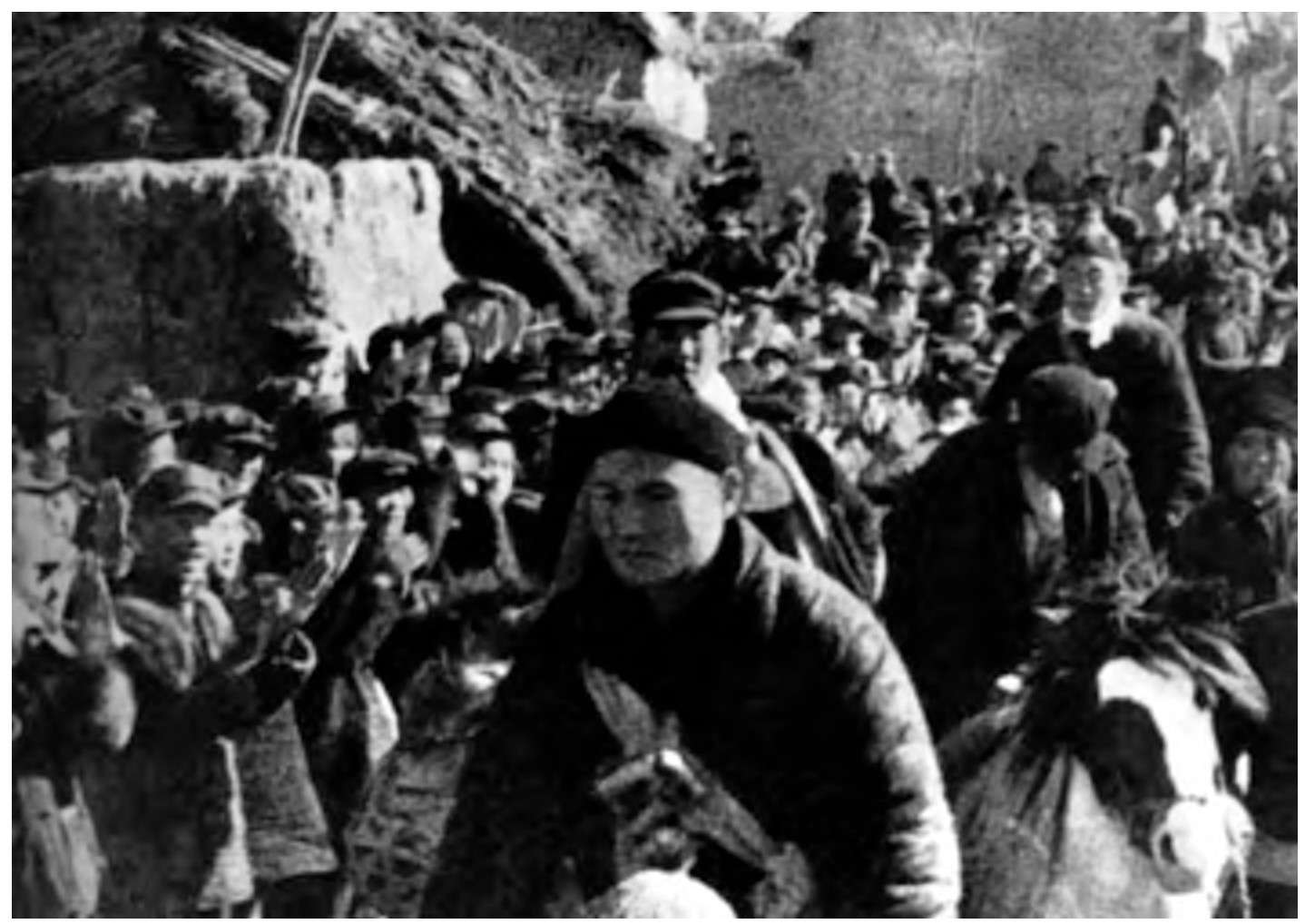 淮海战役中支前民工立功运动：动员、脉络、功效